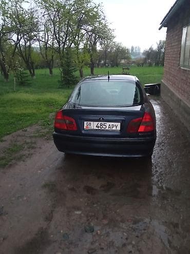 Mitsubishi Carisma: 2002 г., 1.6 л, Механика, Бензин, Хэтчбэк