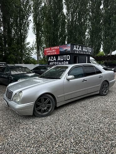 передный бампер 210: Mercedes-Benz E-Class: 1997 г., 3.2 л, Автомат, Седан — 1