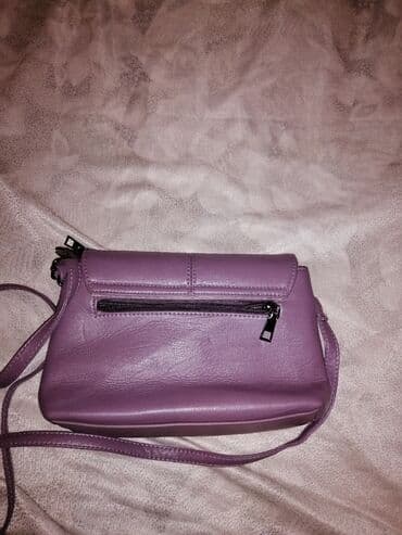 распродажа брендовых сумок: . Новые. Красивые,классные сумочки. Фиолетовая сумочка, есть — 4
