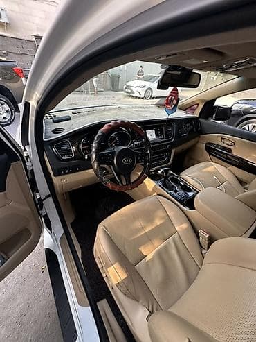 мерс кант: Kia Carnival: 2018 г., 2.2 л, Автомат, Дизель, Минивэн — 4