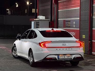 Транспорт: Hyundai Sonata: 2022 г., 2 л, Автомат, Газ, Седан — 3