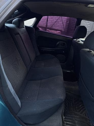 Mazda: Mazda Lantis: 1995 г., 1.5 л, Кол менен иштөөчү, Бензин, Хетчбек — 7