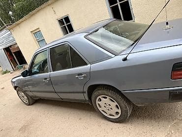 Унаа: Mercedes-Benz W124: 1991 г., Кол менен иштөөчү, Бензин, Седан — 3