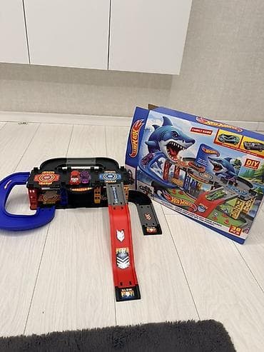 акула: Игровой набор Hot Wheels «Акулья трасса» (DIY Assemble), 38 предметов — 2