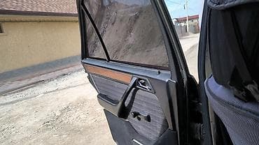 Продажа авто: Mercedes-Benz W124: 1990 г., 2 л, Механика, Бензин, Седан — 8