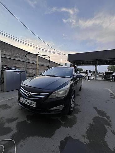 Hyundai Solaris: 2014 г., 1.6 л, Механика, Бензин, Седан — 2