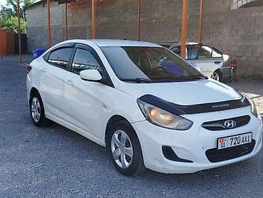 roewe ei5: Hyundai Solaris: 2013 г., 1.6 л, Механика, Бензин, Седан — 1