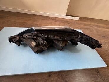 стекло на мотоцикл: Стекло Переднее правое Toyota, 2020 г., Б/у, Оригинал — 4