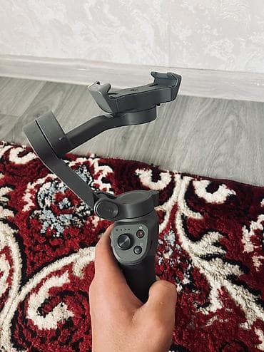Стабилизатор для смартфона DJI Osmo Mobile (серия OM) - Трёхосевая