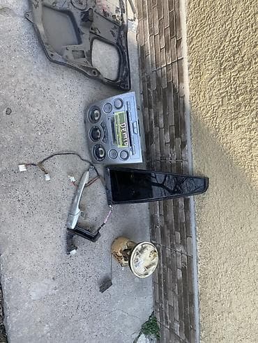 Унаа тетиктери: Автозапчасти Mazda Demio 2003 год В наличии разная мелочёвка и узлы — 1