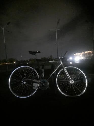 велосипед фикс: Городской велосипед, Рама M (156 - 178 см), Б/у — 5