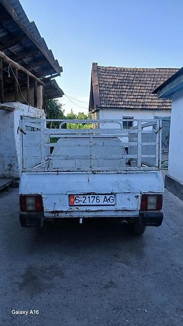 Транспорт: Легкий грузовик, Стандарт, Б/у — 2