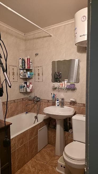 5: 3 комнаты, 58 м², 5 мкр 104 серия, 1 этаж, Старый ремонт — 8