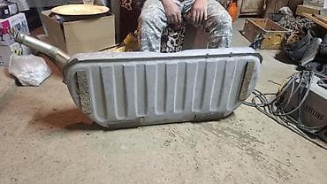 Автозапчасти: Топливный бак Mercedes-Benz Б/у — 2