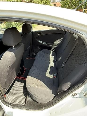 honda 2018: Hyundai Solaris: 2015 г., Бензин, Седан — 6