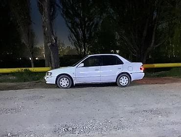 машина малометражка: Toyota Corolla: 1998 г., 1.6 л, Автомат, Бензин, Седан — 1