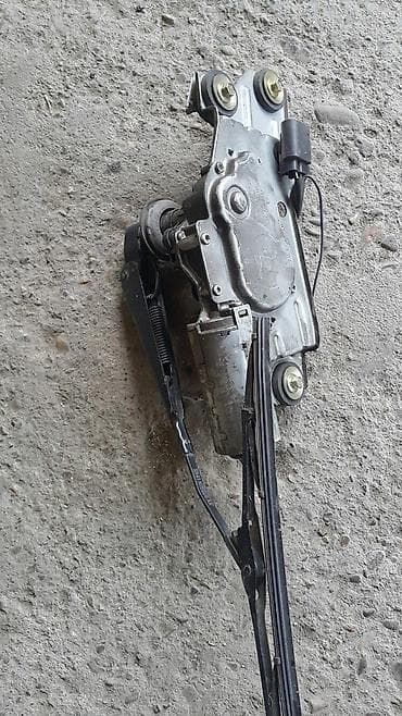 балоневый ключ: Продаю стеклоочиститель с щеткой задней двери форд-фокус.Могу — 4