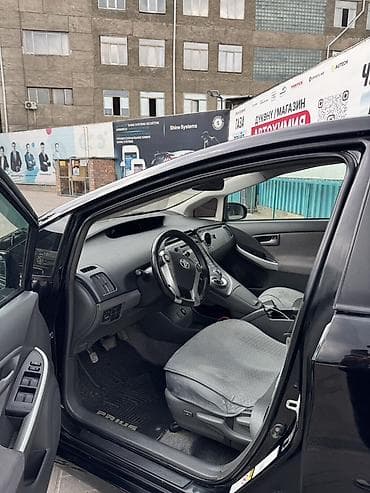 2011: Toyota Prius: 2011 г., 1.8 л, Автомат, Бензин, Лифтбек — 8