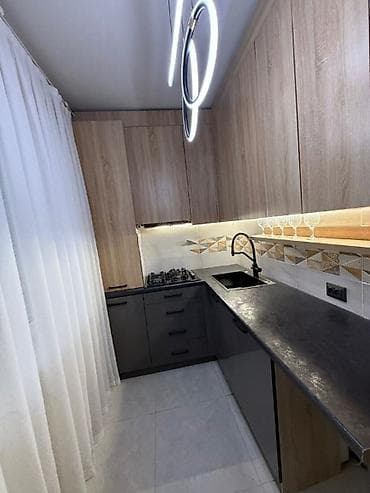 Гаражи: 1 комната, 38 м², 105 серия, 5 этаж, Евроремонт — 6