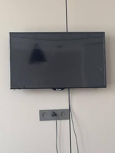 ТВ и видео: Телевизор LED HDTV, диагональ около 32–40" (настенное крепление на — 1