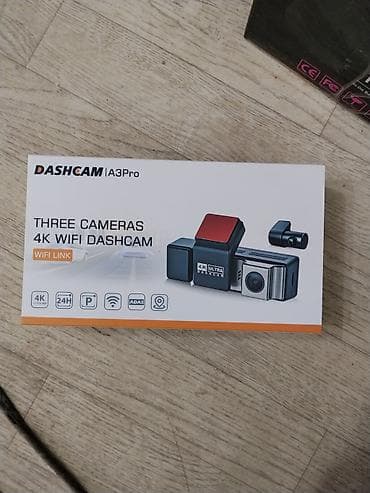 Видеорегистратор DASHCAM A3 Pro - Три камеры: передняя, внутренняя и