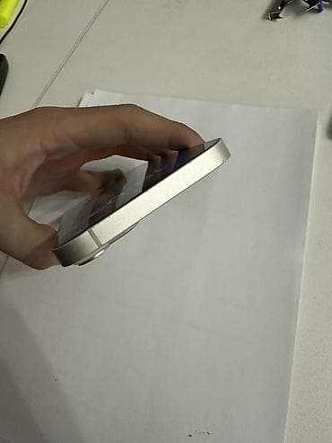 iphone cs: IPhone 13 mini, Старлайт — 4