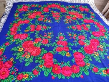 Продаю платки 1 платок павловопосадский!!! Павловопосадская платочная