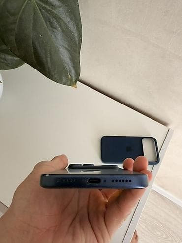 продам iphone 10: IPhone 17 Pro Max, Б/у, 256 ГБ, Blue Titanium, Чехол, 100 % — 5