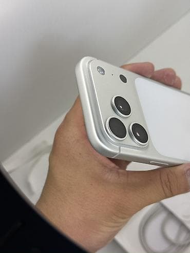 oneplus ace 5: IPhone 17 Pro, Б/у, 256 ГБ, Серебристый, Кабель, Коробка, 100 % — 8
