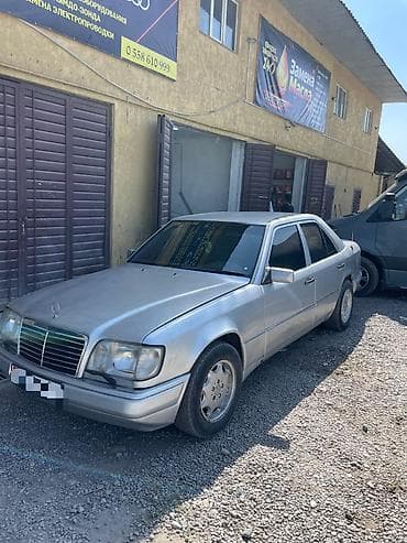 Mercedes-Benz E-Class: 1994 г., 2.2 л, Автомат, Бензин, Седан — 1