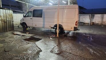 авто пулт: Mercedes-Benz Спринтер: 2007 г., 2.2 л, Механика, Дизель, Фургон — 7