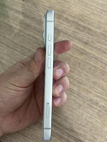 microsoft surface: IPhone 17 Pro, 512 ГБ, Серебристый, 97 % — 5
