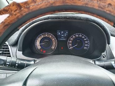 салярис машина: Hyundai Solaris: 2011 г., 1.6 л, Автомат, Бензин, Седан — 6