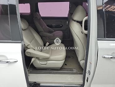 byd e9: Kia Carnival: 2019 г., 2.2 л, Автомат, Дизель, Минивэн — 10