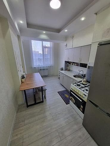 50: 3 комнаты, С мебелью полностью — 2