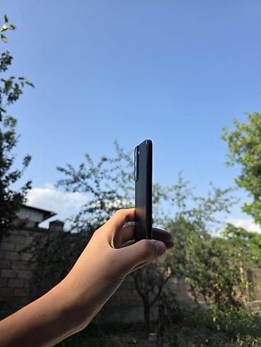 xeon e3 1230: Samsung Galaxy S22 5G, 256 ГБ, цвет - Черный — 2