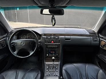 class: Mercedes-Benz E-Class: 2001 г., 3.2 л, Автомат, Бензин, Седан — 5