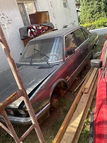 мтз 9: BMW 5 series: 1980 г., Механика, Седан — 1