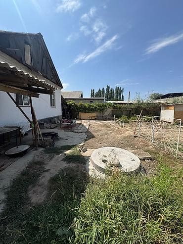 калыс ордо 1: Продается дом в с.Гавриловка по ул.Чекменова.От трассы 500м. Дом из — 5