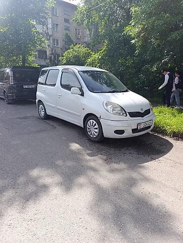 Транспорт: Toyota Funcargo: 2003 г., 1.3 л, Автомат, Бензин, Универсал — 2