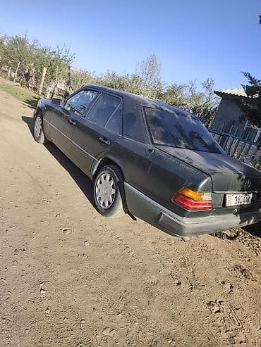 fit ge: Mercedes-Benz E-Class: 1990 г., Ручные, Бензин, Седан — 3