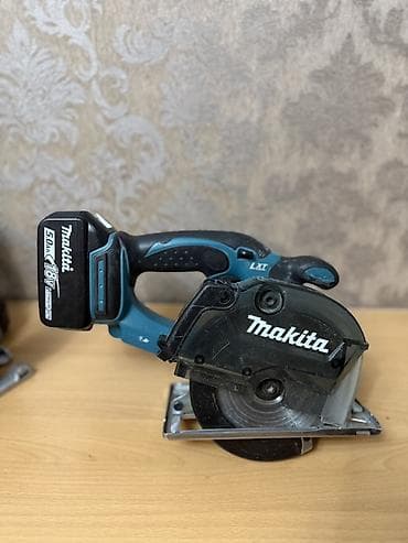Инструменттер: Набор аккумуляторного инструмента Makita LXT 18V Состав: - — 3