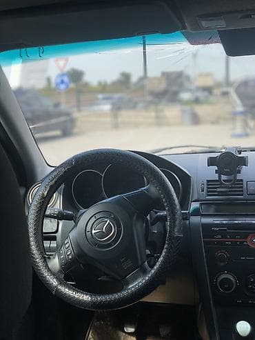 Mazda 3: 2005 г., 1.3 л, Кол менен иштөөчү, Бензин, Хетчбек — 3