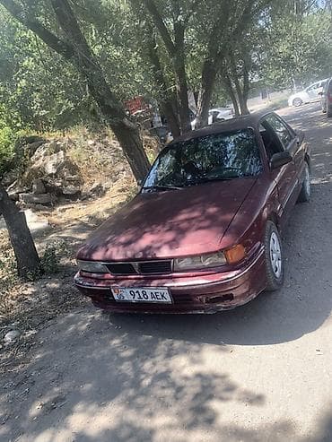 Mitsubishi Galant: 1991 г., Бензин, Седан — 4