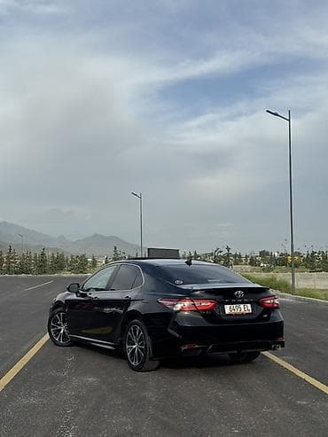 tesla y: Toyota Camry: 2019 г., Автомат, Бензин, Седан — 3