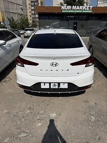 Hyundai Avante: 2018 г., 1.6 л, Седан — 3