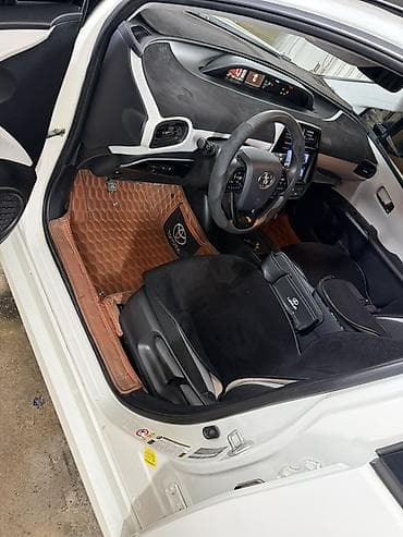 prius plus: Toyota Prius: 2020 г., 1.8 л, Вариатор, Гибрид, Хэтчбэк — 2