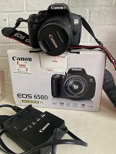 Продаю зеркальный фотоаппарат Canon EOS 650D в Бишкеке. Фотоаппарат в