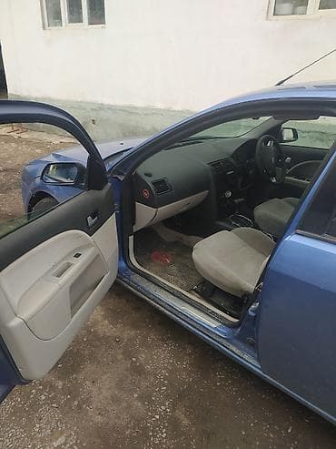 Транспорт: Ford Mondeo: 2001 г., Автомат, Бензин, Седан — 3