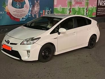 вложение: Toyota Prius: 2015 г., 1.8 л, Автомат, Гибрид, Хэтчбэк — 2